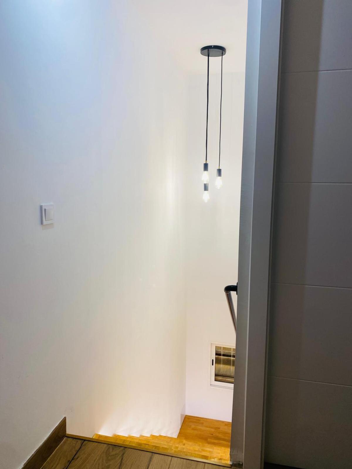 Acogedora Casa Junto Al Mar ,Cerca Del Centro Urbano Apartment Malaga Bagian luar foto